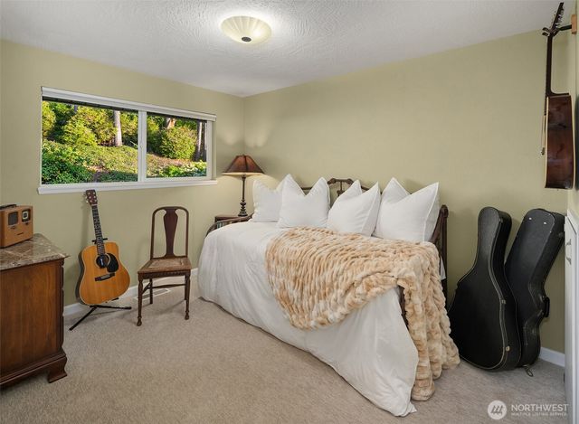 130 N Bennett Lane, Lilliwaup, WA 98555