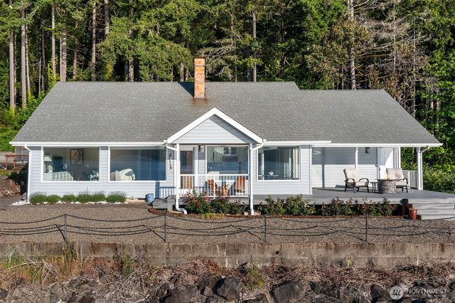 130 N Bennett Lane, Lilliwaup, WA 98555