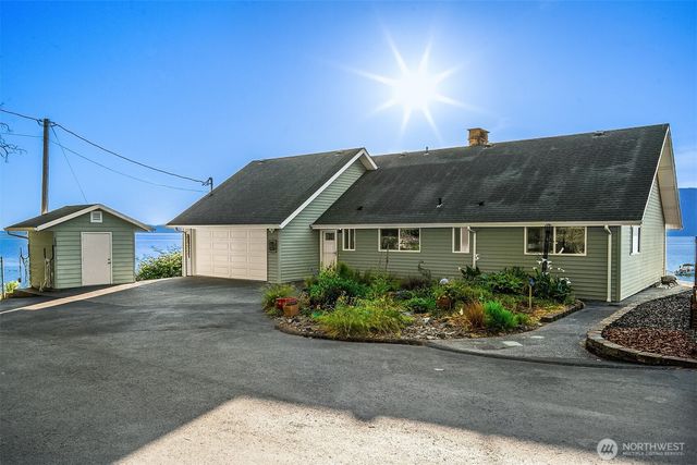 130 N Bennett Lane, Lilliwaup, WA 98555