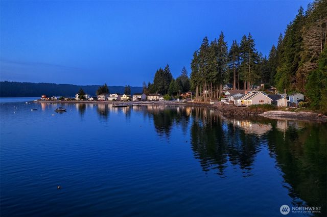 130 N Bennett Lane, Lilliwaup, WA 98555