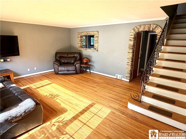 6 Taft Place, Dunkirk, NY 14048