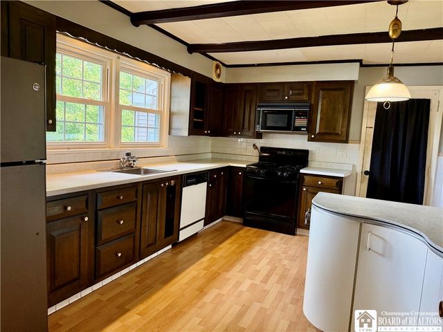 6 Taft Place, Dunkirk, NY 14048