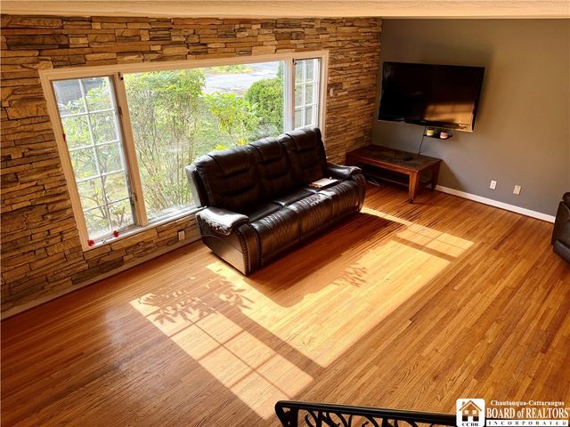 6 Taft Place, Dunkirk, NY 14048