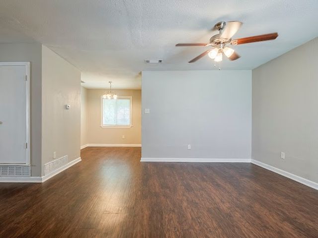 3423 Judge Dupree Drive, Dallas, TX 75241