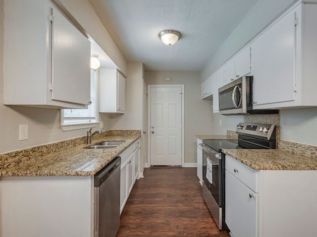 3423 Judge Dupree Drive, Dallas, TX 75241