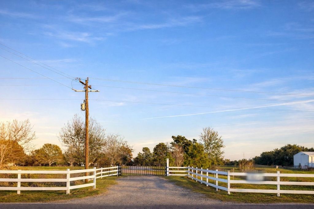15140 Fm-359, Hempstead, TX 77445