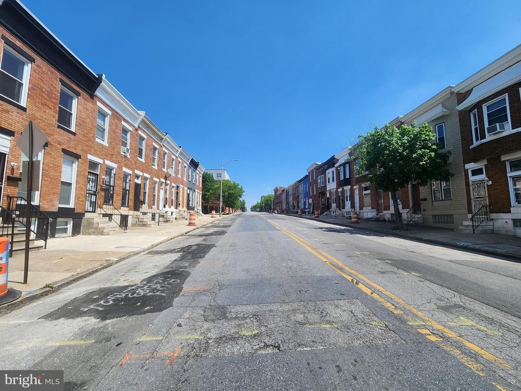 Image 4 of property listing at 2244 W BALTIMORE ST, Baltimore, MD 21223
