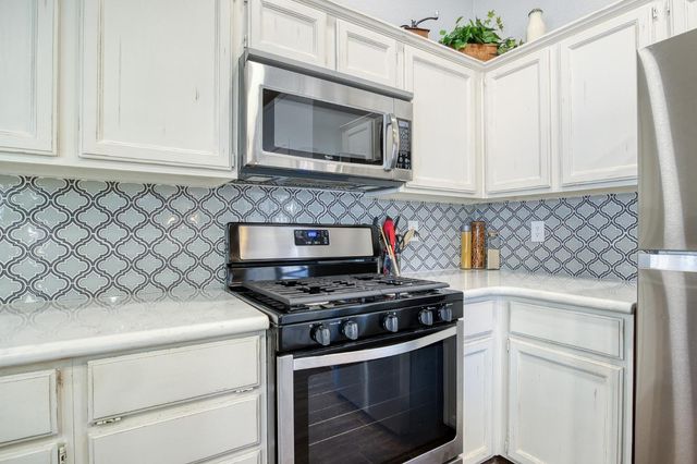 2809 Sand Stone St, Modesto, CA 95355