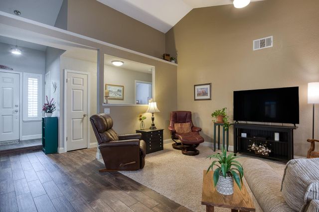 2809 Sand Stone St, Modesto, CA 95355