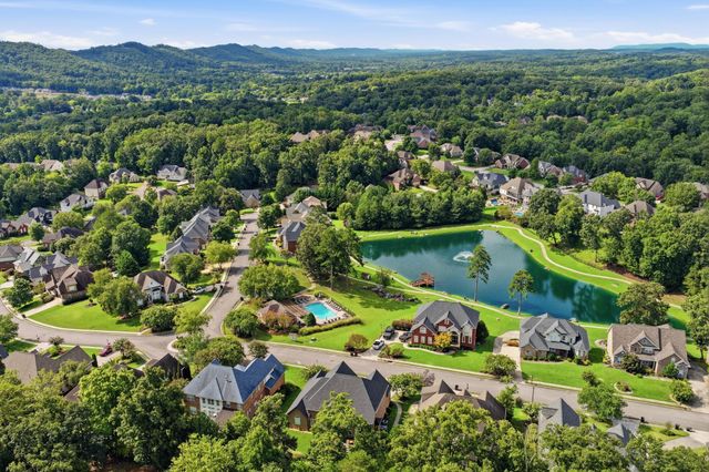 2969 Reflection Lane, Ooltewah, TN 37363