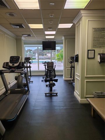 3180 S Ocean Dr 307, Hallandale Beach, FL 33009