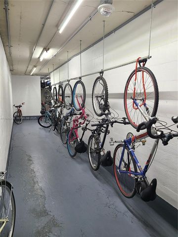 3180 S Ocean Dr 307, Hallandale Beach, FL 33009