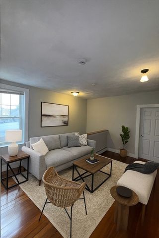 225 Florence St 225, Boston, MA 02131