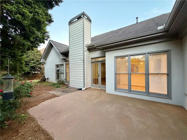 12615 Oxfordshire Court, Johns Creek, GA 30005