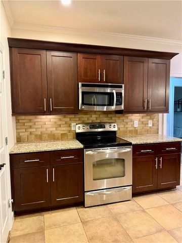 12615 Oxfordshire Court, Johns Creek, GA 30005