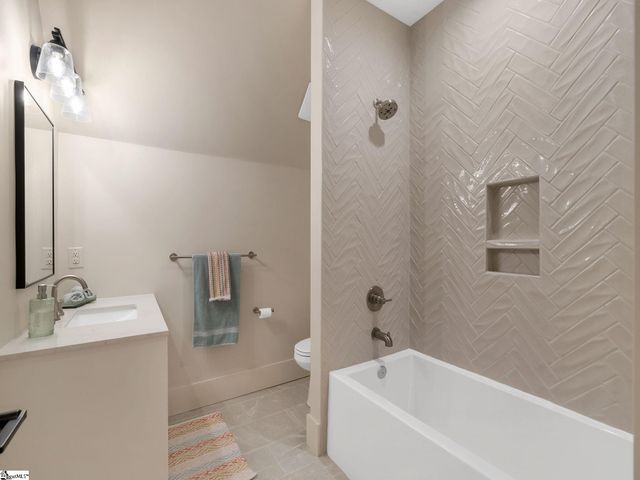 112 Blazing Star Trail, Landrum, SC 29356
