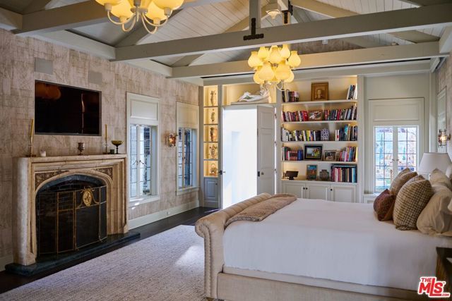 9631 Cedarbrook Drive, Beverly Hills, CA 90210
