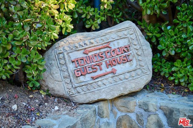 9631 Cedarbrook Drive, Beverly Hills, CA 90210