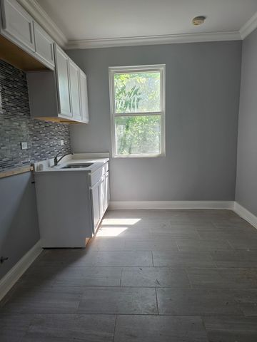 1224 W 64th Street, Chicago, IL 60636