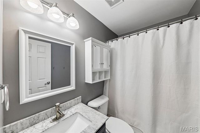 1433 Sportsmans Court, O'fallon, MO 63366