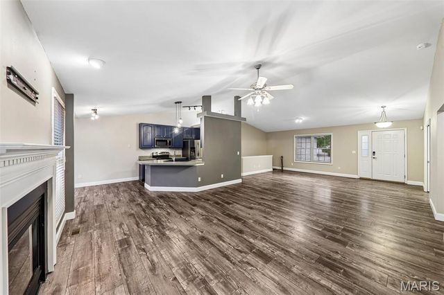 1433 Sportsmans Court, O'fallon, MO 63366