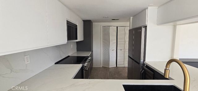 850 E Ocean Boulevard 301, Long Beach, CA 90802