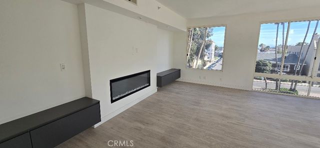 850 E Ocean Boulevard 301, Long Beach, CA 90802