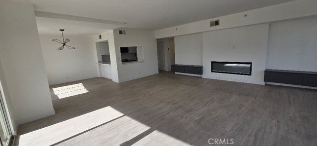 850 E Ocean Boulevard 301, Long Beach, CA 90802