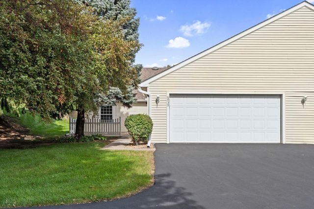 6939 Inverness Court 43, Inver Grove Heights, MN 55077