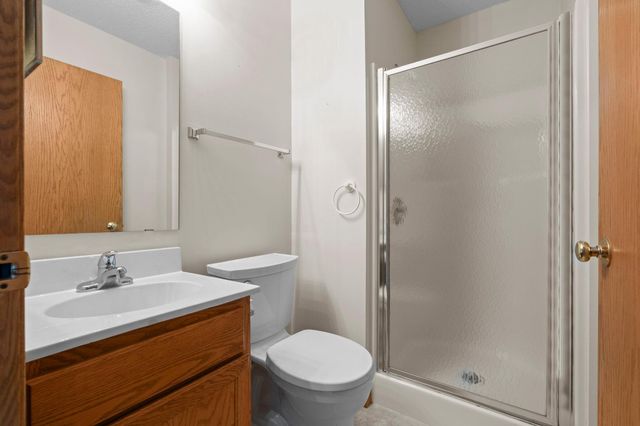 6939 Inverness Court 43, Inver Grove Heights, MN 55077