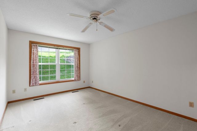 6939 Inverness Court 43, Inver Grove Heights, MN 55077