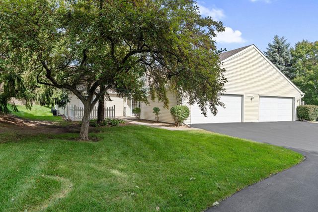 6939 Inverness Court 43, Inver Grove Heights, MN 55077