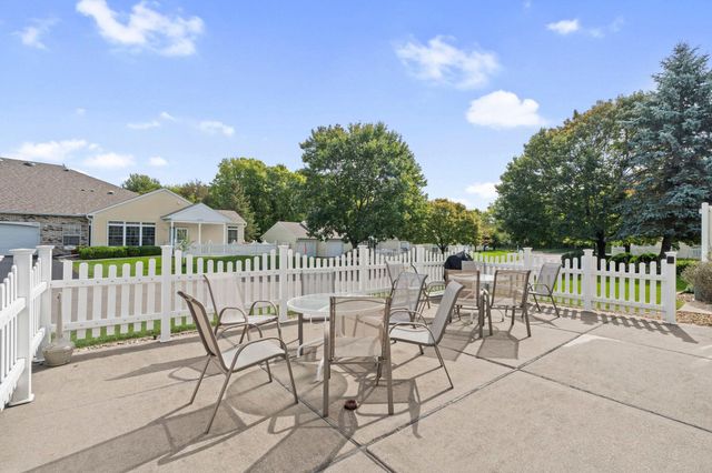 6939 Inverness Court 43, Inver Grove Heights, MN 55077