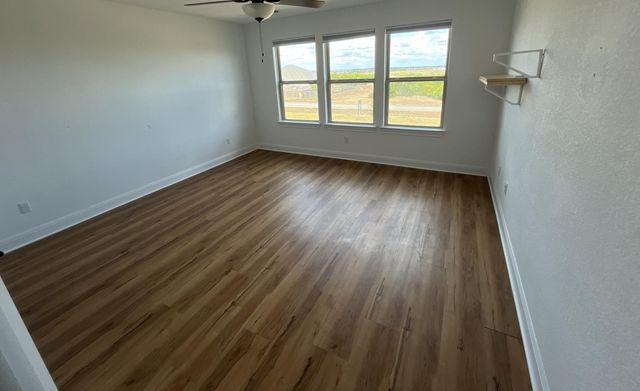 424 Turnbuckle BND, Leander, TX 78641