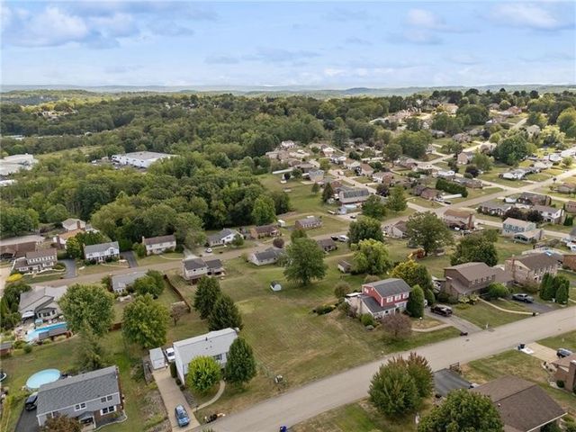 0 Adrian Dr, Hempfield Twp, PA 15601