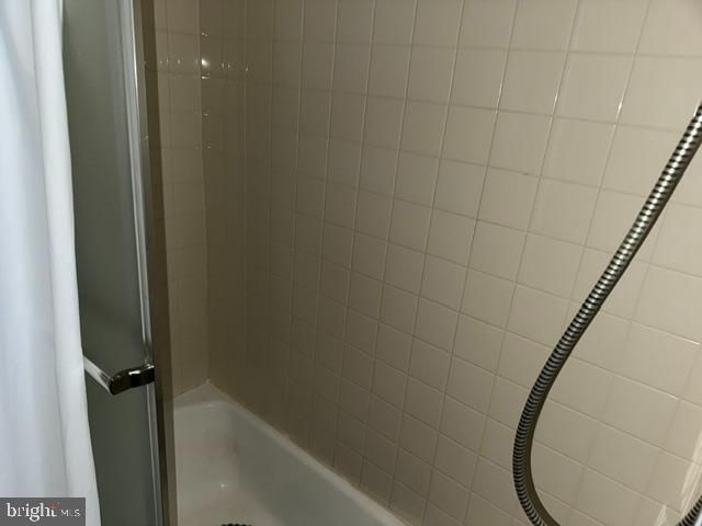 2643 S ALDER ST, Philadelphia, PA 19148