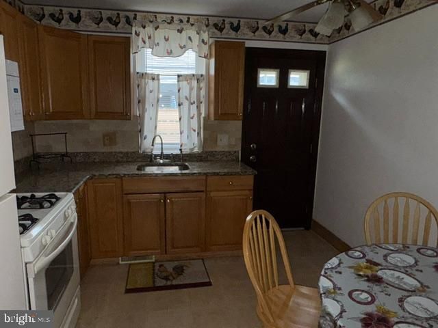 2643 S ALDER ST, Philadelphia, PA 19148
