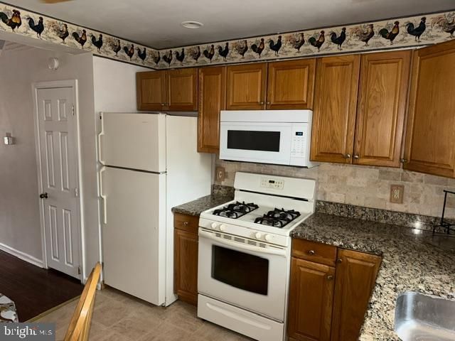2643 S ALDER ST, Philadelphia, PA 19148