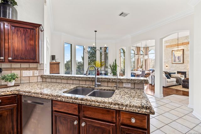 1410 Grey Flint Cv, San Antonio, TX 78258