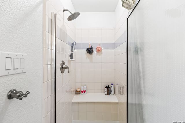 1410 Grey Flint Cv, San Antonio, TX 78258