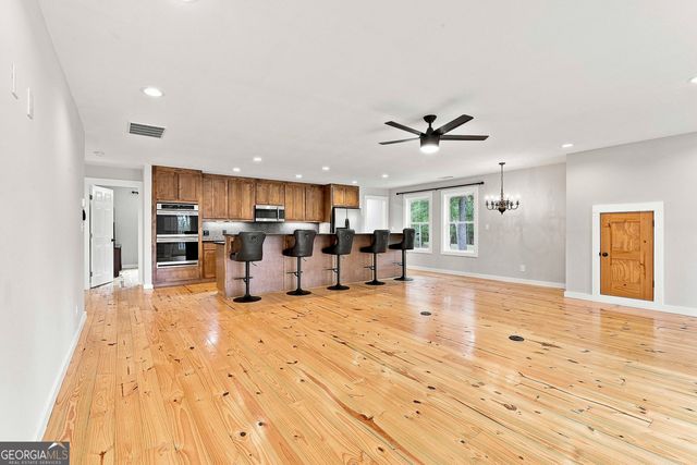 425 Ethridge Mill Rd, Griffin, GA 30224