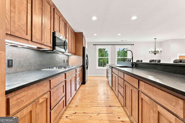 425 Ethridge Mill Rd, Griffin, GA 30224