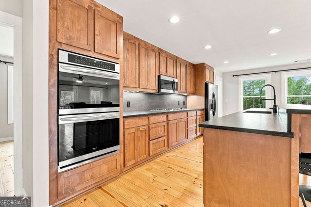 425 Ethridge Mill Rd, Griffin, GA 30224