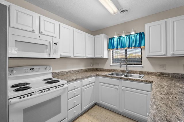 1850 Colony Dr Apt 2S, Myrtle Beach, SC 29575