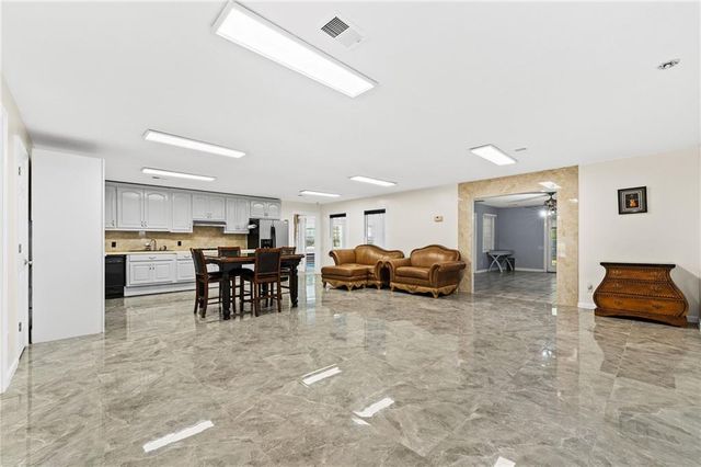 5555 Stone Trace, Gainesville, GA 30504