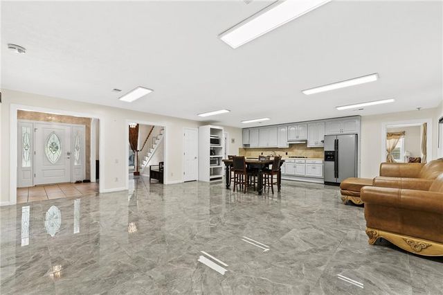 5555 Stone Trace, Gainesville, GA 30504