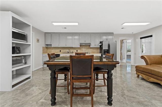 5555 Stone Trace, Gainesville, GA 30504