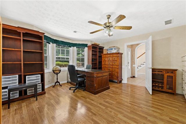 5555 Stone Trace, Gainesville, GA 30504