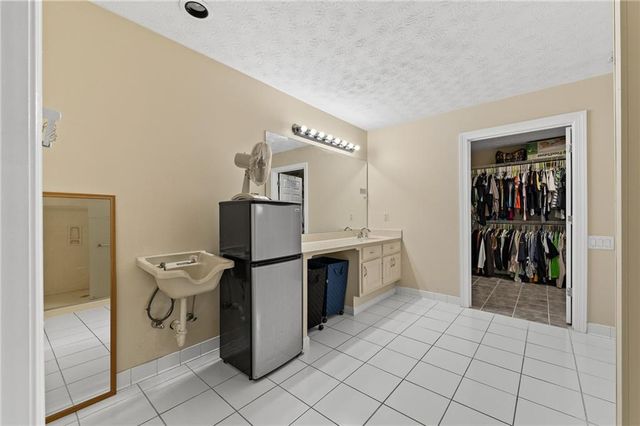 5555 Stone Trace, Gainesville, GA 30504
