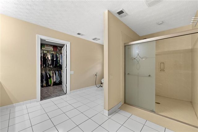 5555 Stone Trace, Gainesville, GA 30504